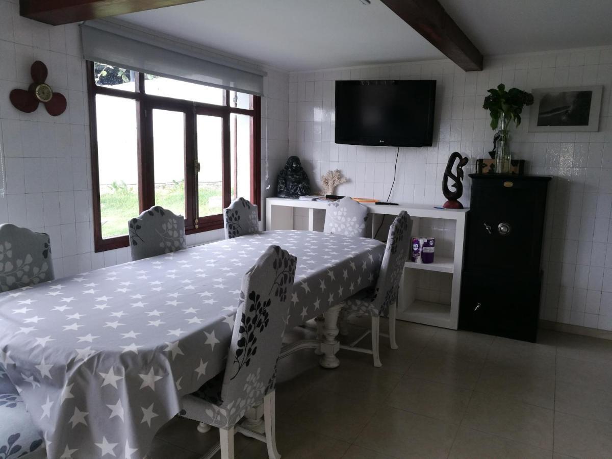 Вилла Casa A Pie De Playa De Carino Doninos Феррол Экстерьер фото